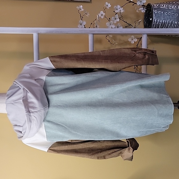 Shacket with hood, tan, creme, mint - Picture 5 of 7